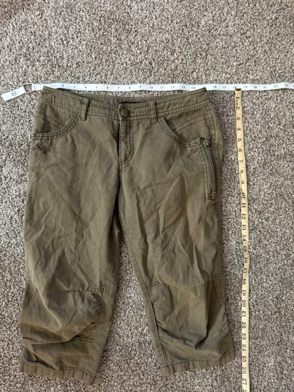 Plastic Island Womens S 2/4 Olive Green Cropped Cargo Pants Y2K Utility Gorpcore